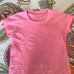 Lululemon Swiftly Tech Short sleeve